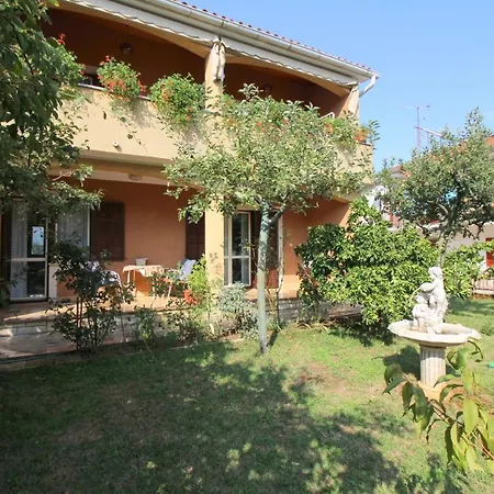 Apartman Licardo Near Porec