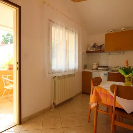 Apartment Apartman Licardo Near Porec